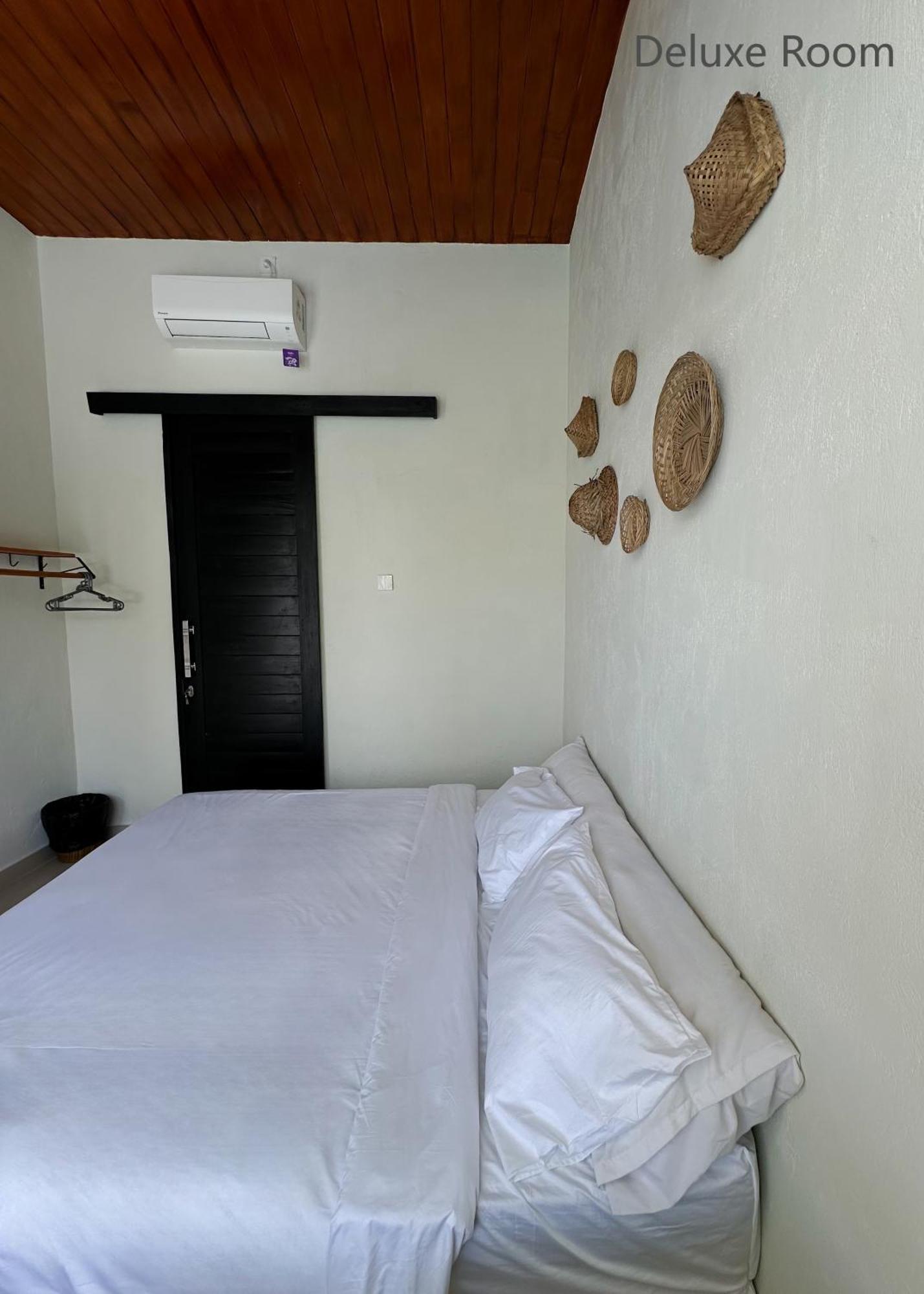 Хостел Kaya Uluwatu Экстерьер фото