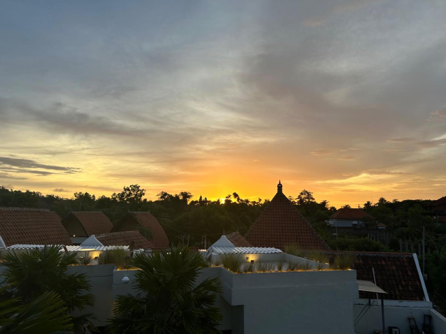 Хостел Kaya Uluwatu Экстерьер фото